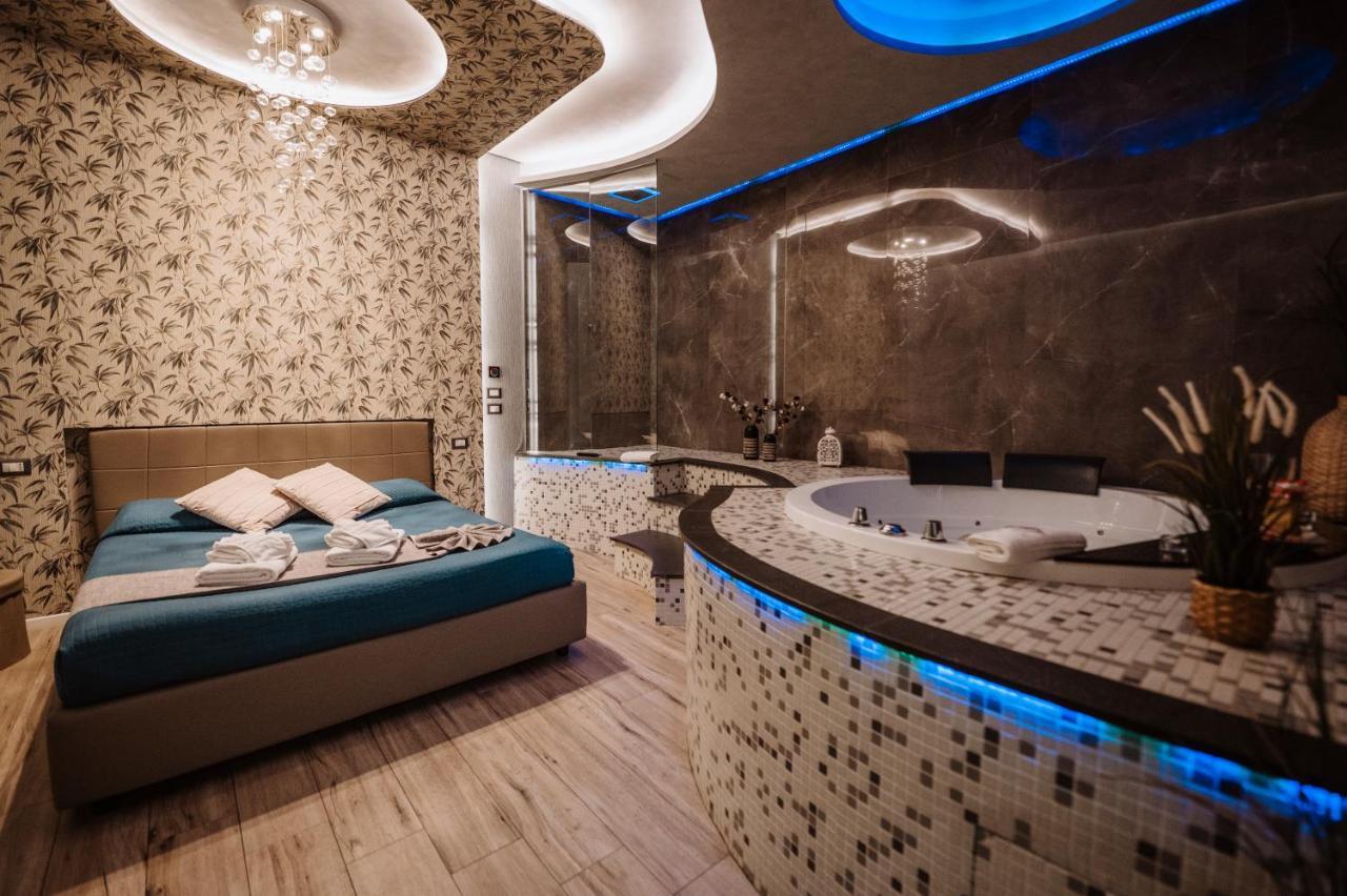 Th Luxury Suite 贾迪尼-纳克索斯 外观 照片