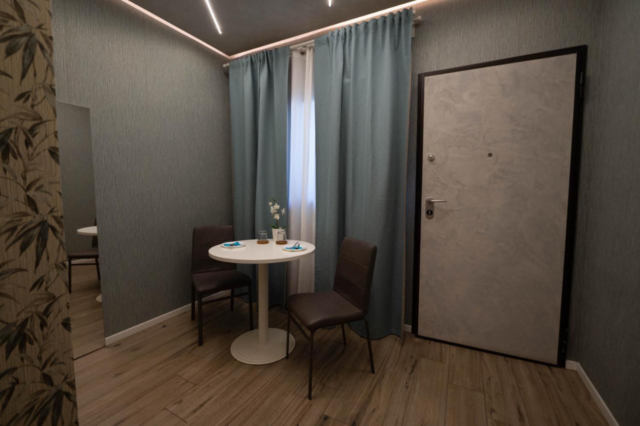 Th Luxury Suite 贾迪尼-纳克索斯 外观 照片